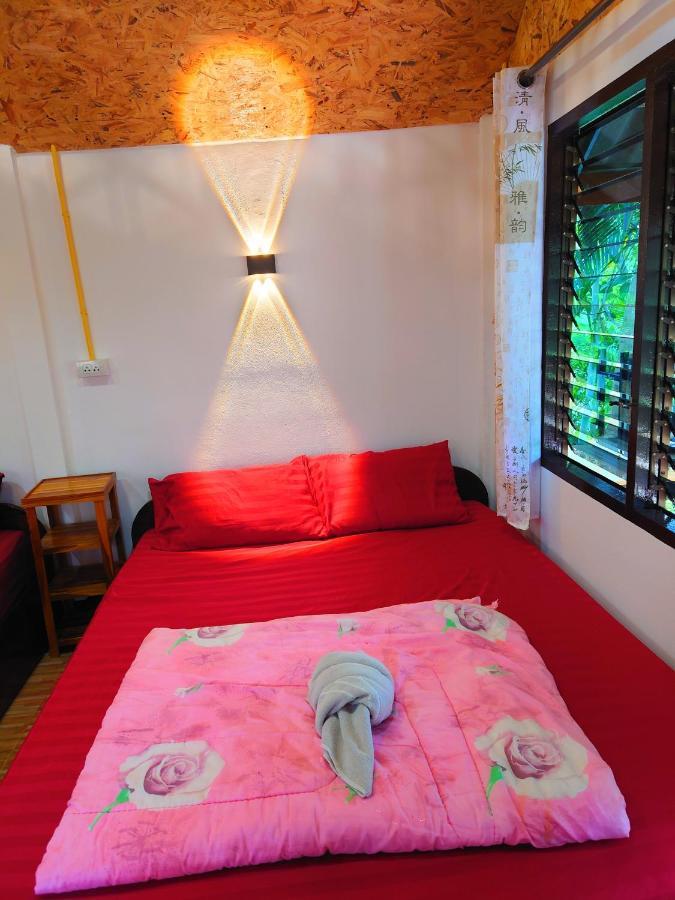 บ้านดินโฮมสเตย์ ปางอุ๋ง Ban Huai Makhuea Som Exteriér fotografie
